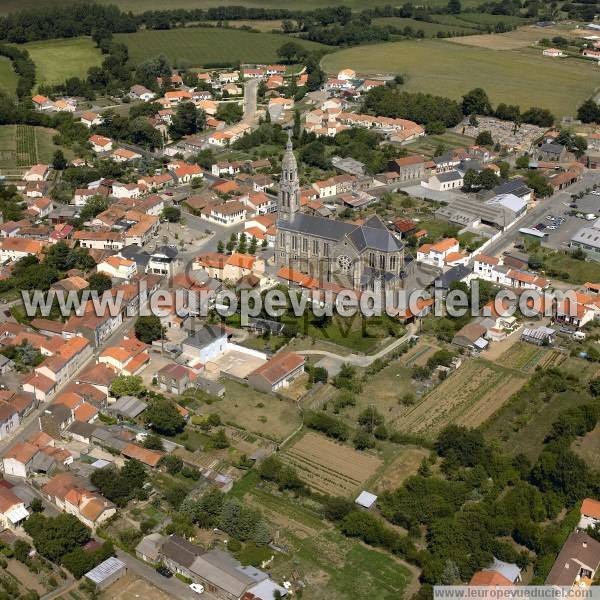 Photo aérienne de Saint-Lumine-de-Coutais