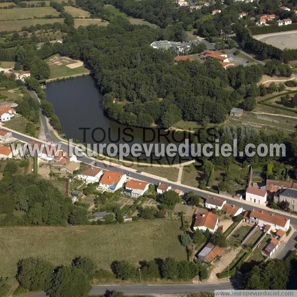 Photo aérienne de Le Poir-sur-Vie