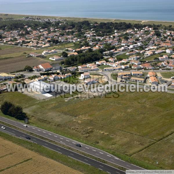 Photo aérienne de Barbtre