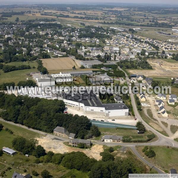 Photo aérienne de Bain-de-Bretagne