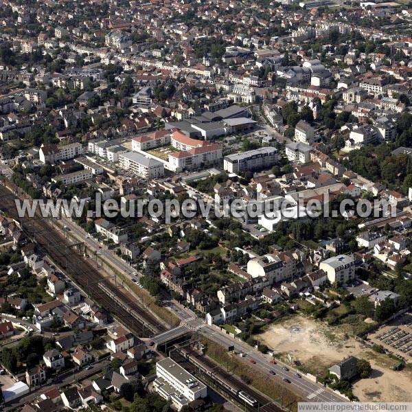 Photo aérienne de Mantes-la-Jolie