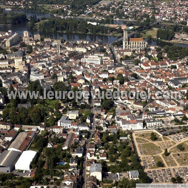 Photo aérienne de Mantes-la-Jolie