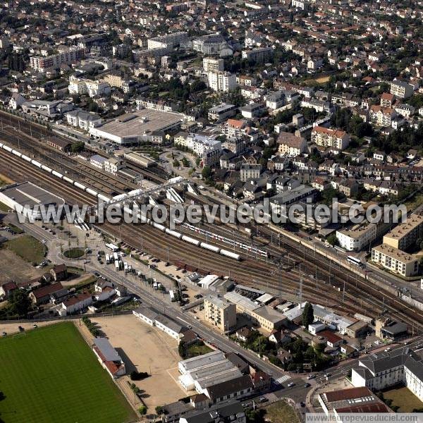 Photo aérienne de Mantes-la-Jolie