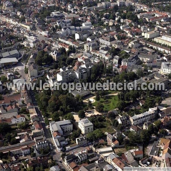 Photo aérienne de Mantes-la-Jolie