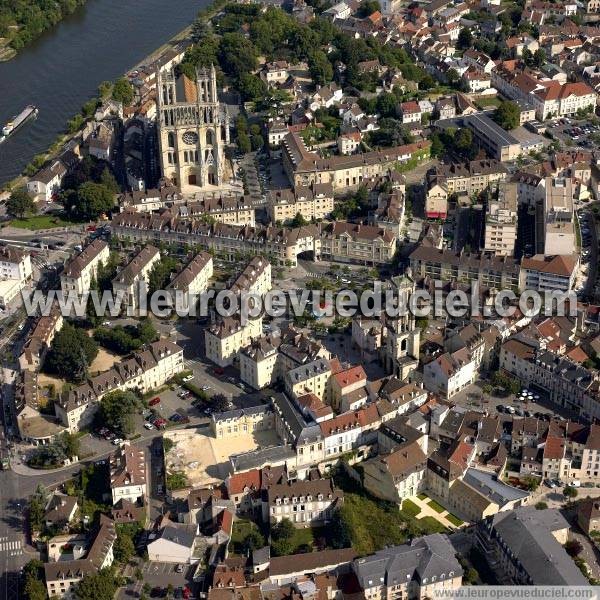 Photo aérienne de Mantes-la-Jolie