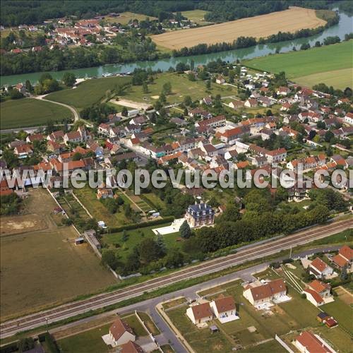 Photo aérienne de Isles-les-Meldeuses