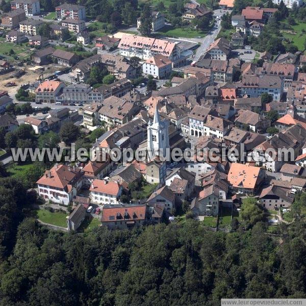 Photo aérienne de Cossonay