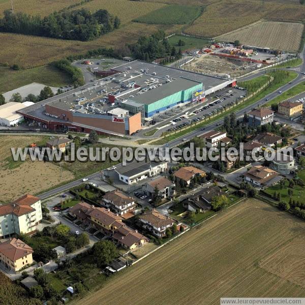 Photo aérienne de Romano-di-Lombardia