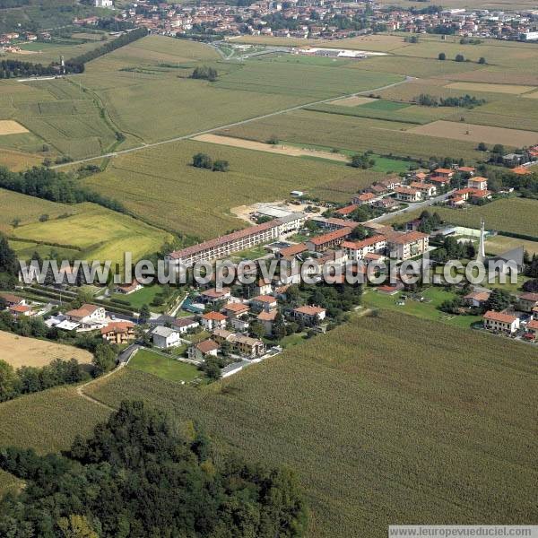 Photo aérienne de Terno d'Isola