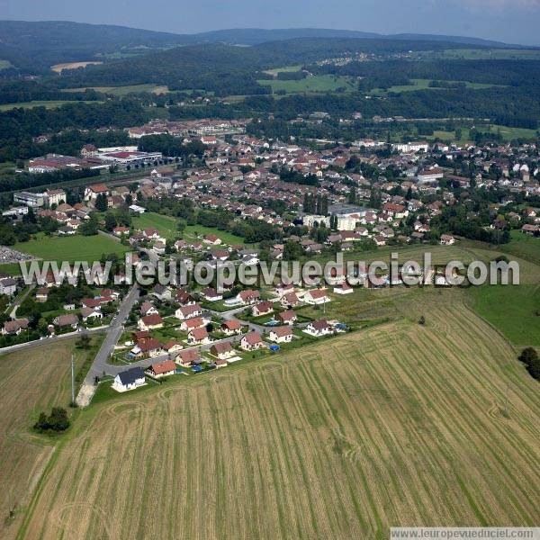 Photo aérienne de L'Isle-sur-le-Doubs