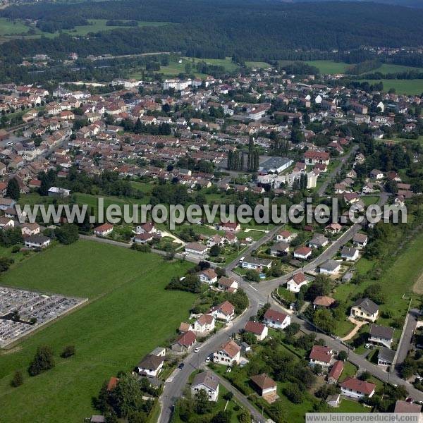 Photo aérienne de L'Isle-sur-le-Doubs