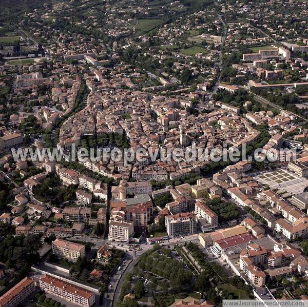 Photo aérienne de Manosque