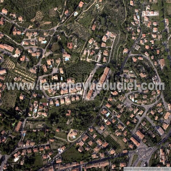 Photo aérienne de Manosque