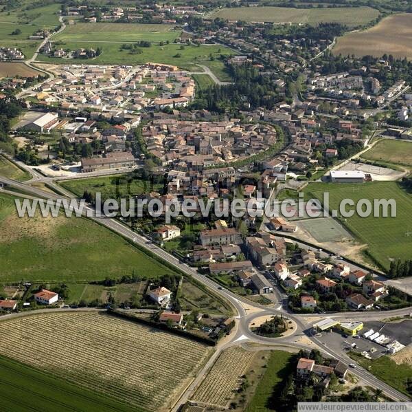 Photo aérienne de Villemoustaussou