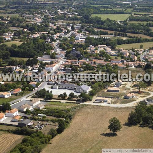 Photo aérienne de Bois-de-Cn