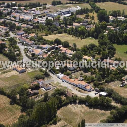 Photo aérienne de Bois-de-Cn