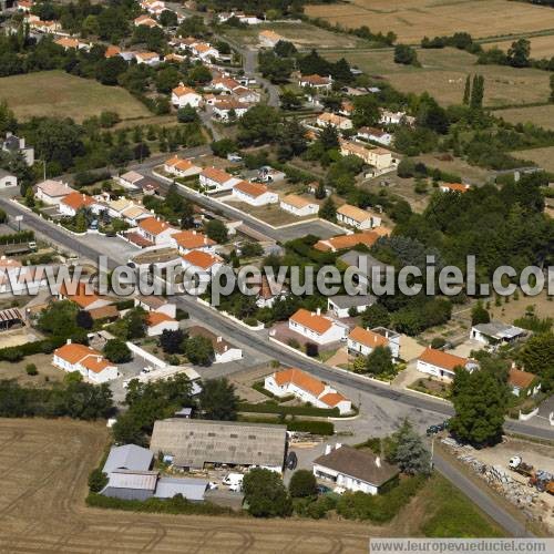 Photo aérienne de Bois-de-Cn