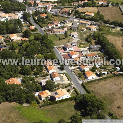 Photo aérienne de Bois-de-Cn