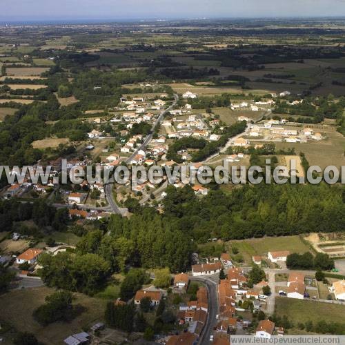 Photo aérienne de Saint-Rvrend