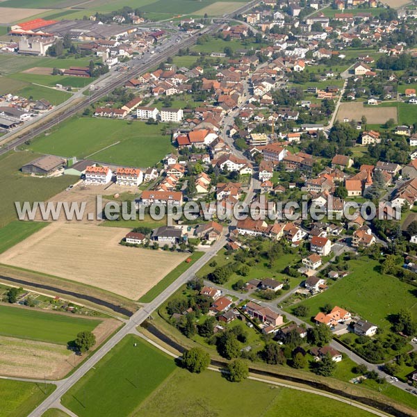 Photo aérienne de Chavornay