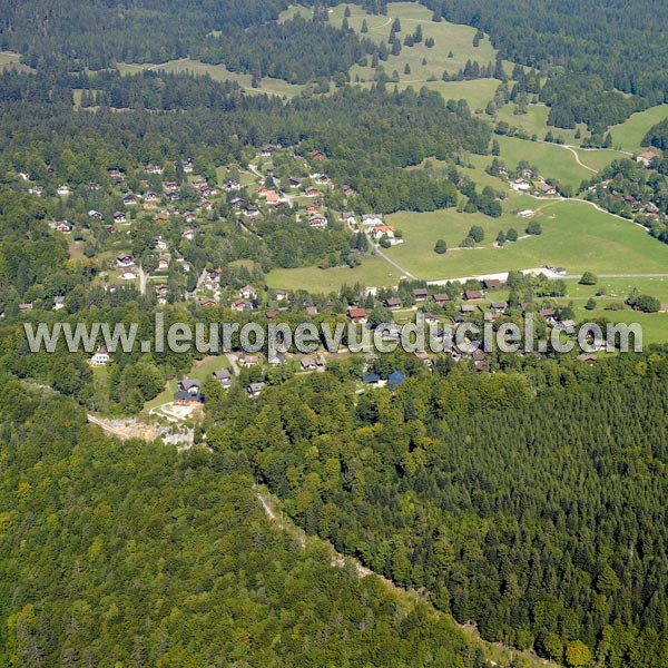 Photo aérienne de Saint-Cergue