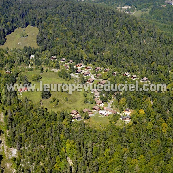 Photo aérienne de Saint-Cergue