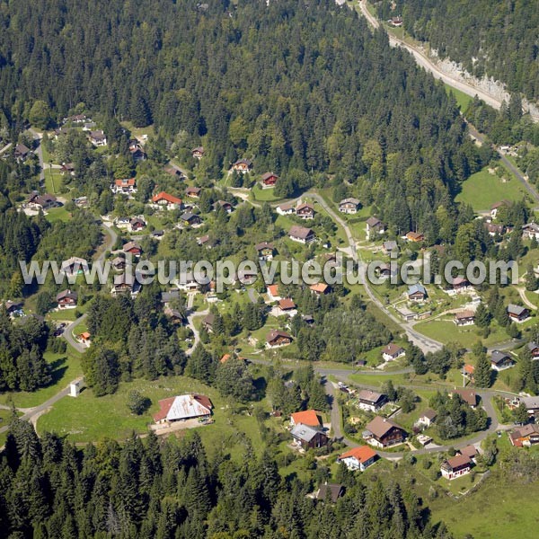 Photo aérienne de Saint-Cergue