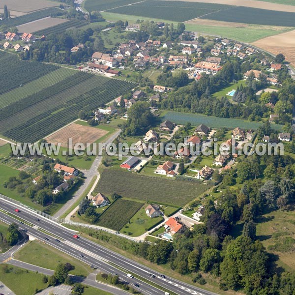 Photo aérienne de Tolochenaz Photo aérienne de Tolochenaz
