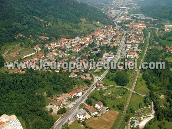 Photo aérienne de Pontida