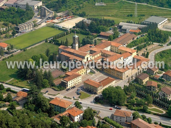 Photo aérienne de Pontida