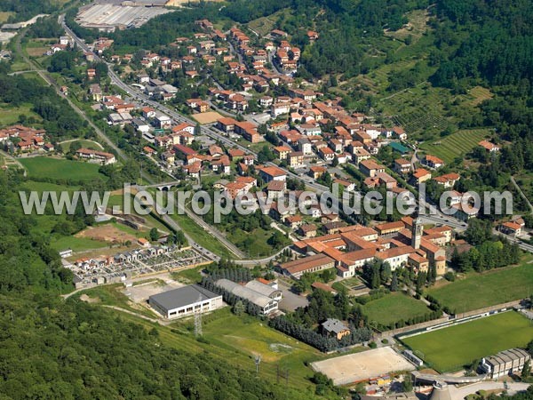 Photo aérienne de Pontida