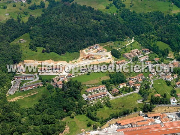 Photo aérienne de San Giovanni Bianco