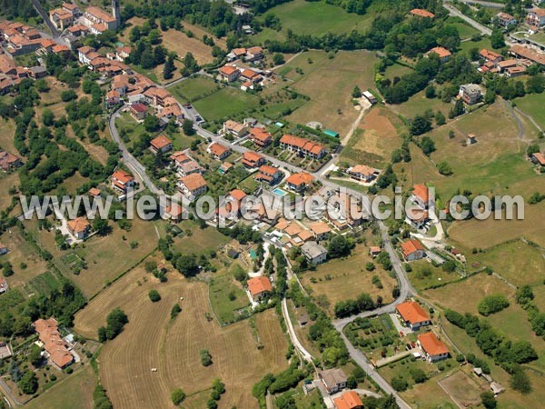 Photo aérienne de Solto Collina