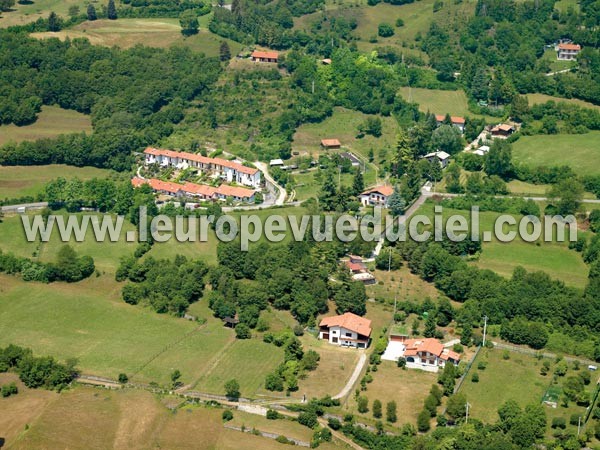 Photo aérienne de Solto Collina