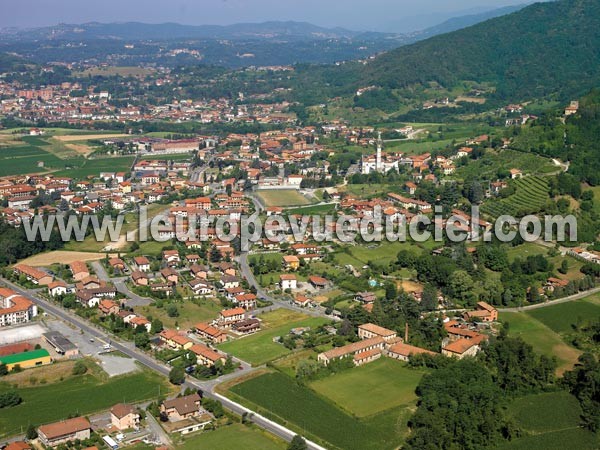 Photo aérienne de Sotto il Monte Giovanni XXIII