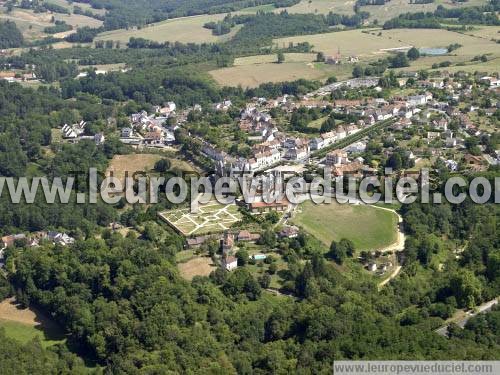 Photo aérienne de Jumilhac-le-Grand