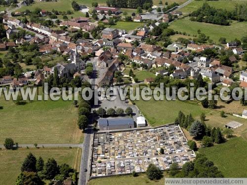 Photo aérienne de Lanouaille