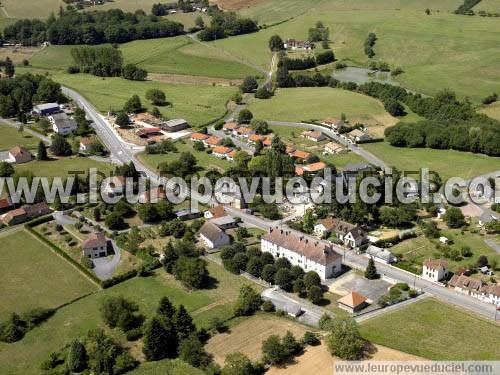 Photo aérienne de Lanouaille