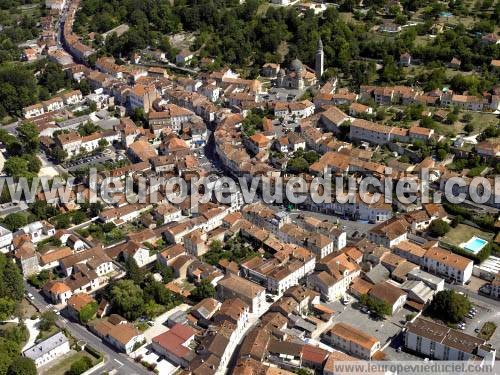 Photo aérienne de Ribérac