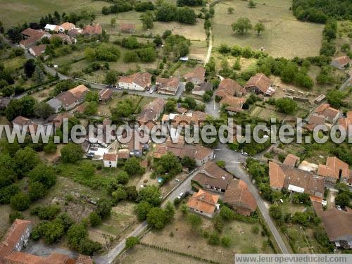 Photo aérienne de Saint-Julien-de-Bourdeilles