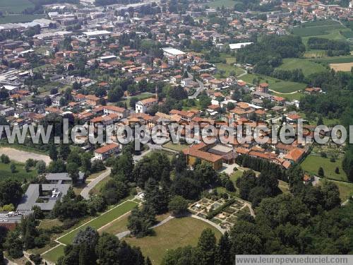 Photo aérienne de Vertemate con Minoprio