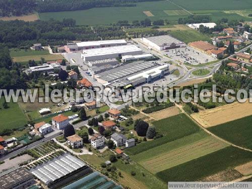 Photo aérienne de Vertemate con Minoprio