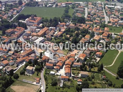 Photo aérienne de Vertemate con Minoprio