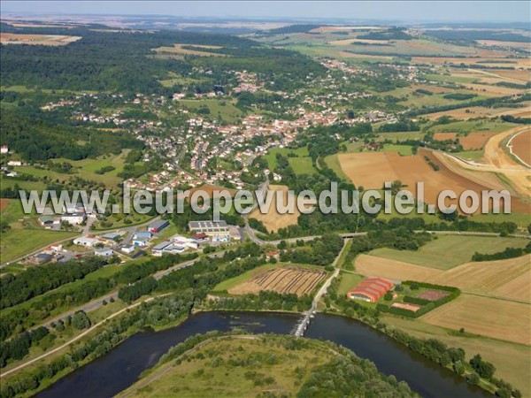 Photo aérienne de Lay-Saint-Christophe