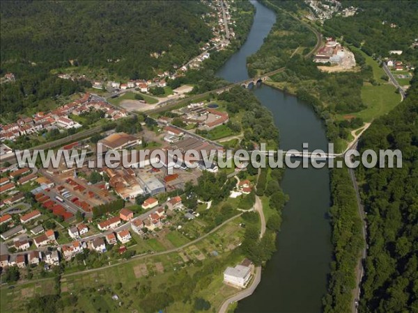 Photo aérienne de Liverdun