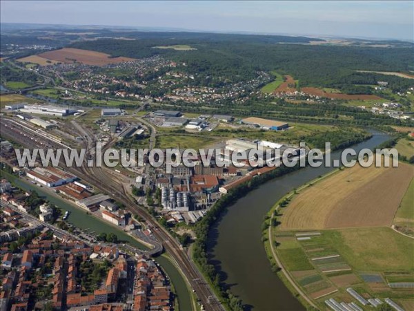 Photo aérienne de Champigneulles