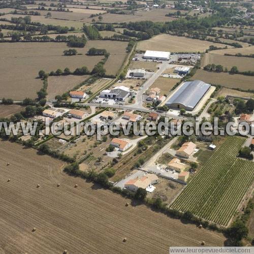 Photo aérienne de Saint-Hilaire-de-Chalons