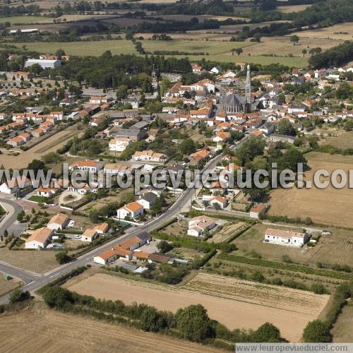 Photo aérienne de Saint-Hilaire-de-Chalons