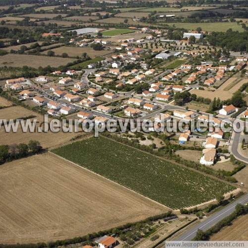 Photo aérienne de Saint-Hilaire-de-Chalons