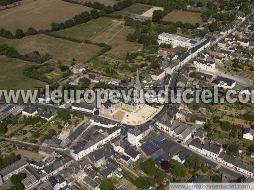 Photo aérienne de Bécon-les-Granits